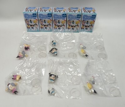 Good Smile Company Yuri on Ice x Sanrio Characters Trading Figure Complete 6 Type Set รูปภาพ 1