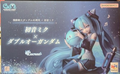 MegaHouse Lucrea Mobile Suit Gundam 45th Anniversary x Hatsune Miku Hatsune Miku x 00 Gundam imagen 1