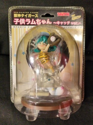 Kotobukiya Urusei Yatsura x Hanshin Tigers Child Lum Catch ver. PVC