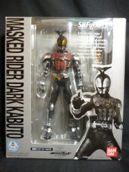 Bandai SH Figuarts Kamen Rider Kabuto Kamen Rider Dark Kabuto 图片 1