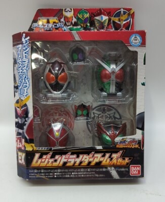 Bandai Arms Change series Kamen Rider Gaim Legend Rider Arms Set EX