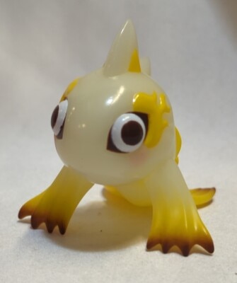 MEDICOMTOY VAG series 45 PERFECT-STUDIO Glow in the Dark Dark Folk Toy Kaiju?? Kibunadon First Form