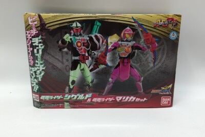 Bandai Arms Change series PB Kamen Rider Gaim Kamen Rider Sigurd and Kamen Rider Marika Set PB03