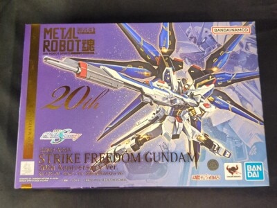 Bandai Spirits Mobile Suit Gundam SEED DESTINY METAL ROBOT Spirits <side ms=""> Strike Freedom Gundam 20th Anniversary Ver. </side>