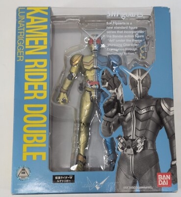 Bandai SH Figuarts Kamen Rider W Kamen Rider W Luna Trigger