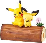 Candy Toy Trading Figure 1 Pikachu & Pichu - Pokemon Line them up Connect them Friends Tree image 1