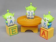 トレーディングフィギュア Guess Guess Guess 「POPMART Disney/Pixar ALIEN PARTY GAMES シリーズ シーンセット」