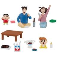 トレーディングフィギュア 全6種セット 「クレヨンしんちゃん 野原家だんらんマスコット 〜みんなで焼肉だゾ〜」 Bild 1