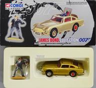 ミニカー ASTON MARTIN DB5(ゴールド) ＆ ODDJOB FIGURE SET 「007」 JAMES BOND COLLECTION [04201]