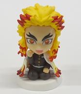 トレーディングフィギュア 煉獄杏寿郎(正座ver.) 「アニキャラヒーローズ 鬼滅の刃 vol.2」 もちもちマスコットストア限定 BOX購入特典 Bild 1