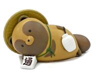 トレーディングフィギュア タヌキの置物 とっくり持ちver.(寝そべり) 「タヌキとキツネの置物」