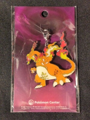 Pokemon Center Metal charm Gigantamax Charizard รูปภาพ 1