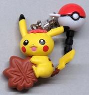 携帯サプライ ピカチュウ(もみじまんじゅう) ポケモンご当地イヤホンジャックアクセサリー 「ポケットモンスター」 広島限定 imagen 1