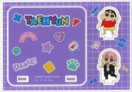 コースター テヒョン アクリルスタンドコースター 「TOMORROW X TOGETHER×クレヨンしんちゃん CAFE」
