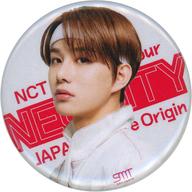 バッジ・ピンズ ジョンウ(NCT 127) オリジナル缶バッジ 「NCT 127 ＆ NCT DREAM LIVE TOUR × SMT TOKYO 『NEO CITY THE DREAM祭り』」 メニュー注文特典