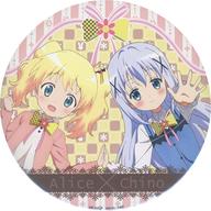 バッジ・ピンズ アリス・カータレット＆香風智乃(チノ) ビッグ缶バッジカップルB 「ご注文はうさぎですか?×ハロー!!きんいろモザイク」 ハロー!!ぴょんぴょんフェアグッズ Bild 1
