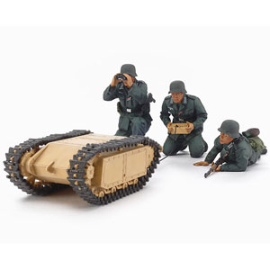 TAMIYA Tamiya 1/35 German Assault Engineer Team Goliath Set Plastic Model 35357