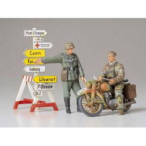 TAMIYA タミヤ 1/35 ドイツ軍用オートバイ 野戦伝令セット【35241】 プラモデル