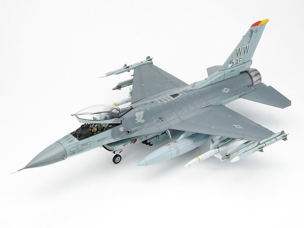 TAMIYA 61098 1/48 록히드 마틴 F-16CJ 블록 50 파이팅 팰컨 타미야 1/48 걸작기 플라모델 이미지 1