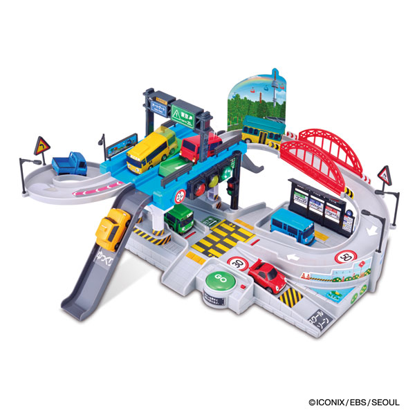 Bandai Tayo the Little Bus Kunekune Douro & Shingouki Play Set