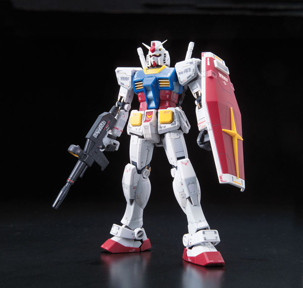 BANDAI SPIRITS RG 1/144 RX-78-2 Gundam Plastic Model