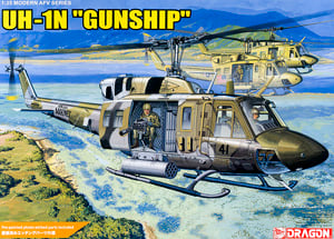 Dragon UH-1N `Gunship` (Plastic model)