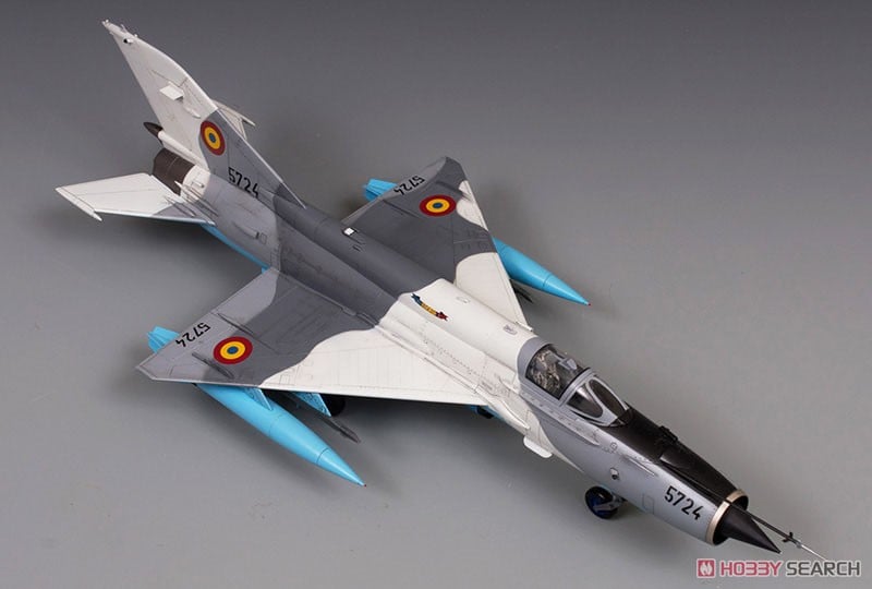 Wolfpack MiG-21 MF-75 LanceR C `羅馬尼亞空軍` 高級版套件 (塑膠模型) 圖片 4