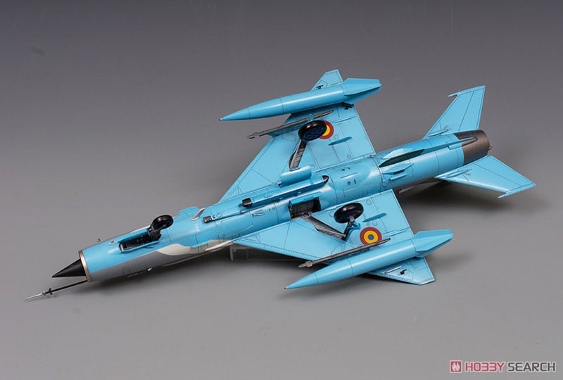 Wolfpack MiG-21 MF-75 LanceR C `羅馬尼亞空軍` 高級版套件 (塑膠模型) 圖片 6