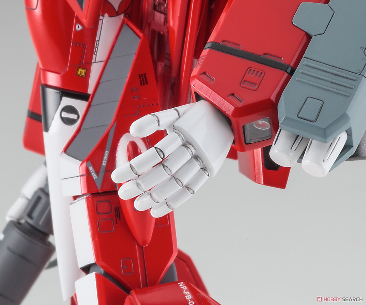 Hasegawa VF-1J Super Battloid Valkyrie `Myria` (Plastic model) gambar 6