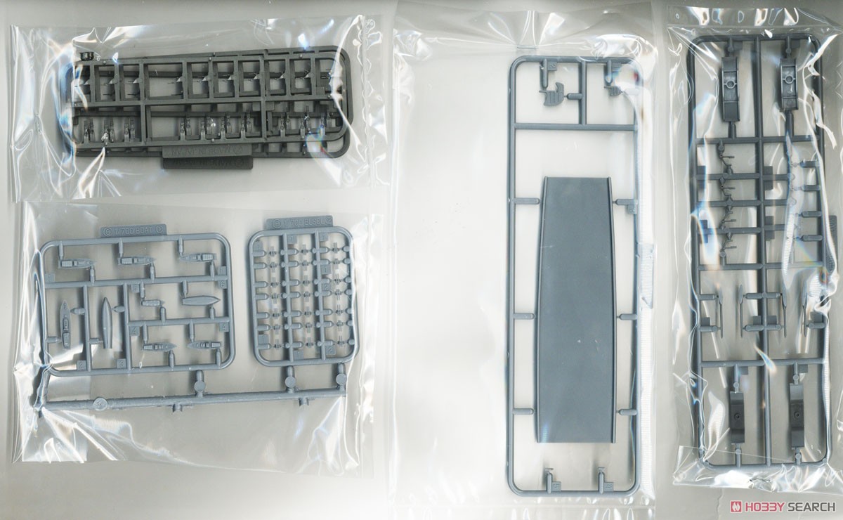 Fujimi IJN Aircraft Carrier Taihou (Wood Deck) Full Hull Model w/Photo-Etched Parts (Plastic model) imagen 7
