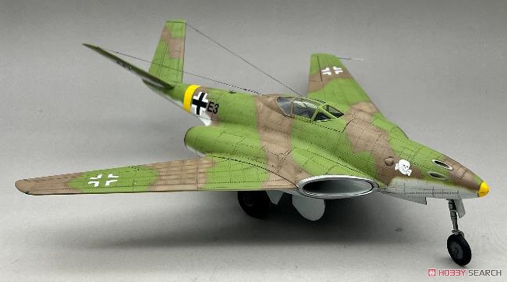 Amusing Hobby WWII German Aircraft Me262 HGIII `V Tail` (Plastic model) image 3