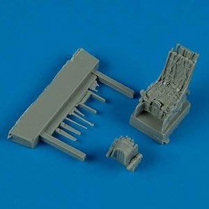 Quick Boost Su-27 ejection seat with sefety belts (Plastic model) Bild 1