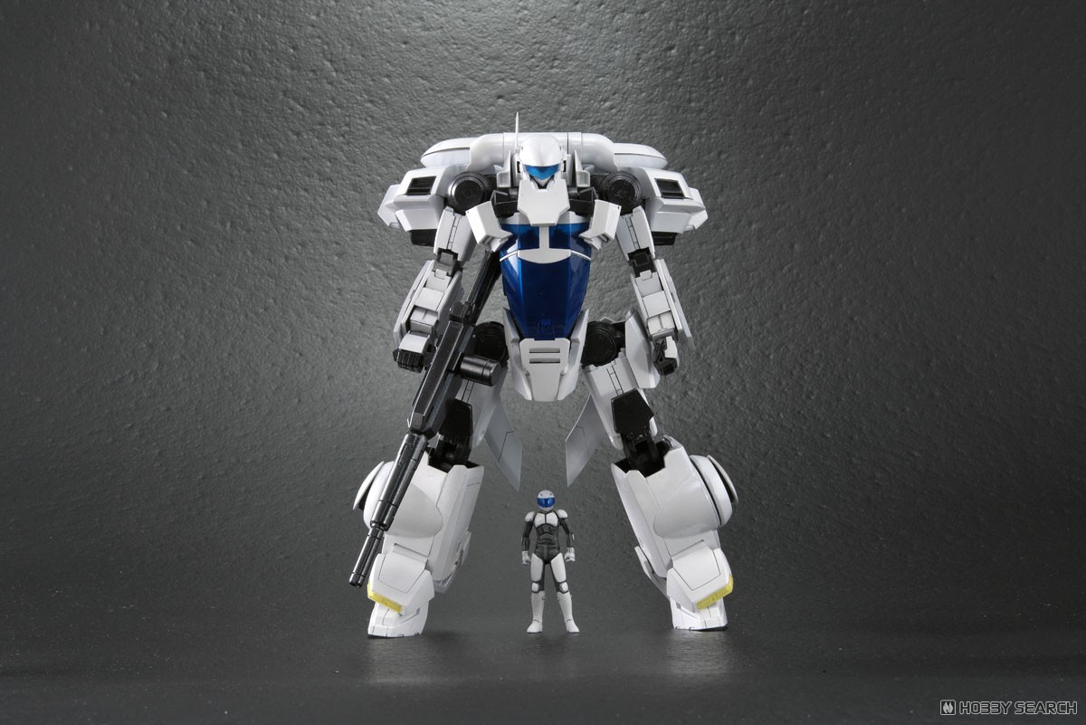 R.C. Berg Night Striker 1/32 Color resin cast assembly kit Inter-Gray Xsi Pearl White Ver. (Resin Kit) gambar 6