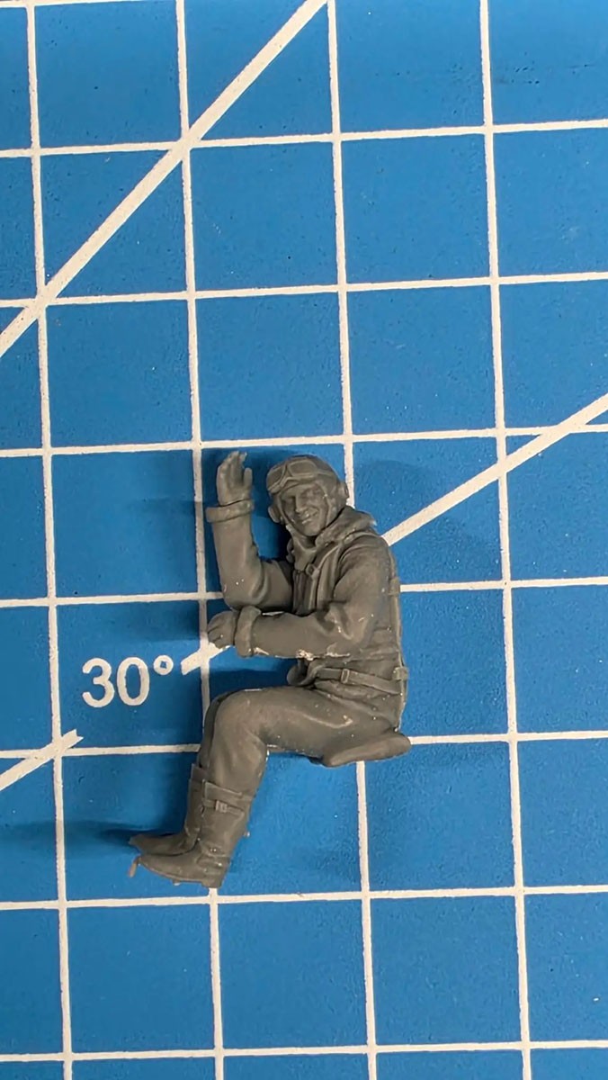 White Stork Miniatures RAF Hurricane pilot. Part I. Dedicated for Arma Hobby (Plastic model) gambar 5