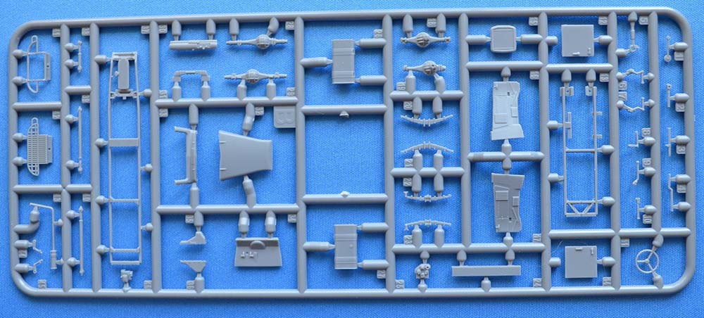 ACE Models US G506 E-5 Turm-Trainer (Plastikmodell) Bild 4