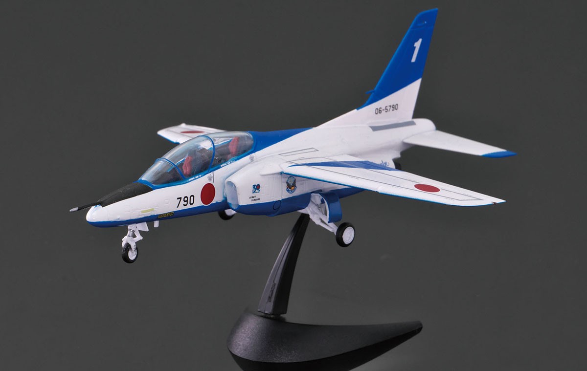 Platz JASDF T-4 Blue Impulse 2026 `Reconstruction Great East Japan Earthquake` Defense Minister`s Inspection Aircraft (Plastic model) imagen 3