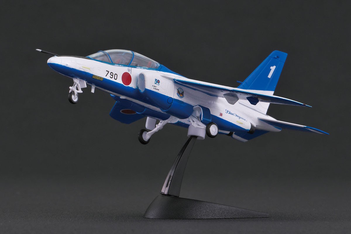 Platz JASDF T-4 Blue Impulse 2026 `Reconstruction Great East Japan Earthquake` Defense Minister`s Inspection Aircraft (Plastic model) imagen 4