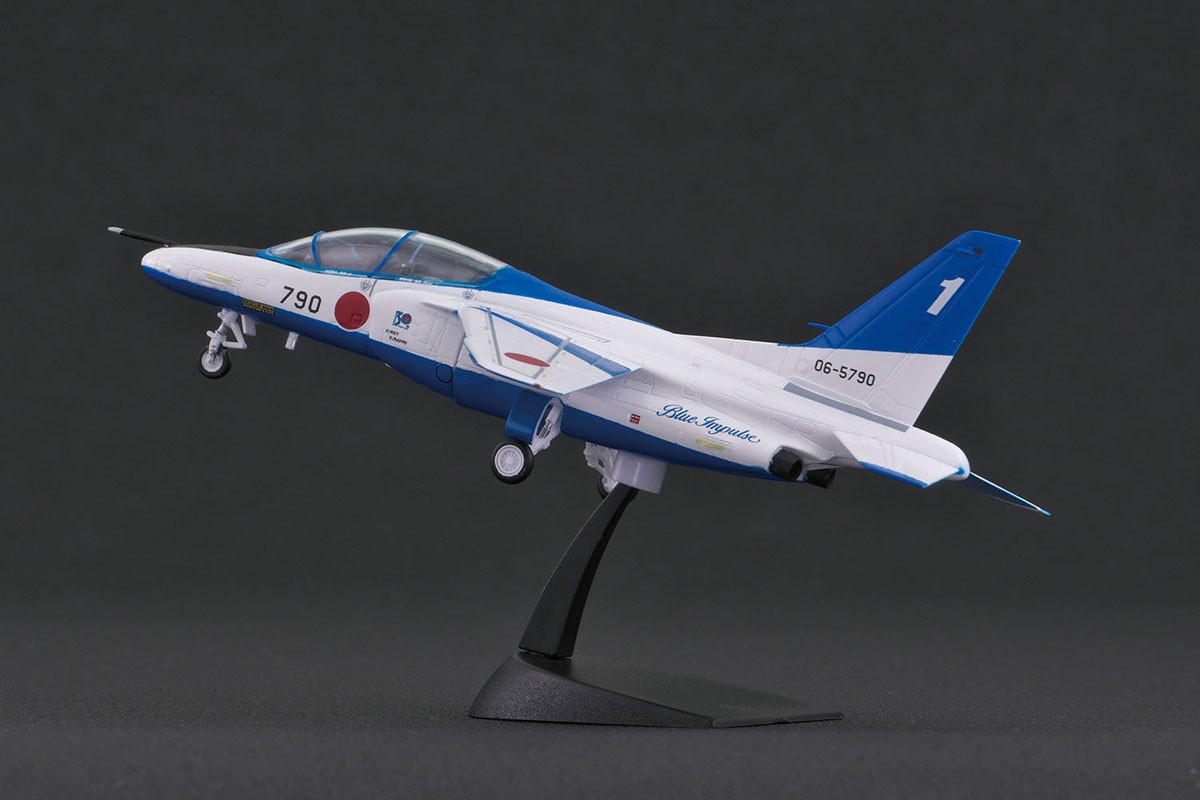 Platz JASDF T-4 Blue Impulse 2026 `Reconstruction Great East Japan Earthquake` Defense Minister`s Inspection Aircraft (Plastic model) imagen 5
