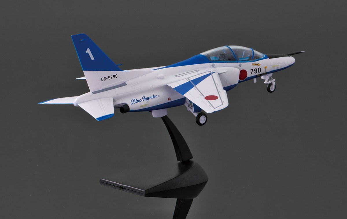 Platz JASDF T-4 Blue Impulse 2026 `Reconstruction Great East Japan Earthquake` Defense Minister`s Inspection Aircraft (Plastic model) imagen 7