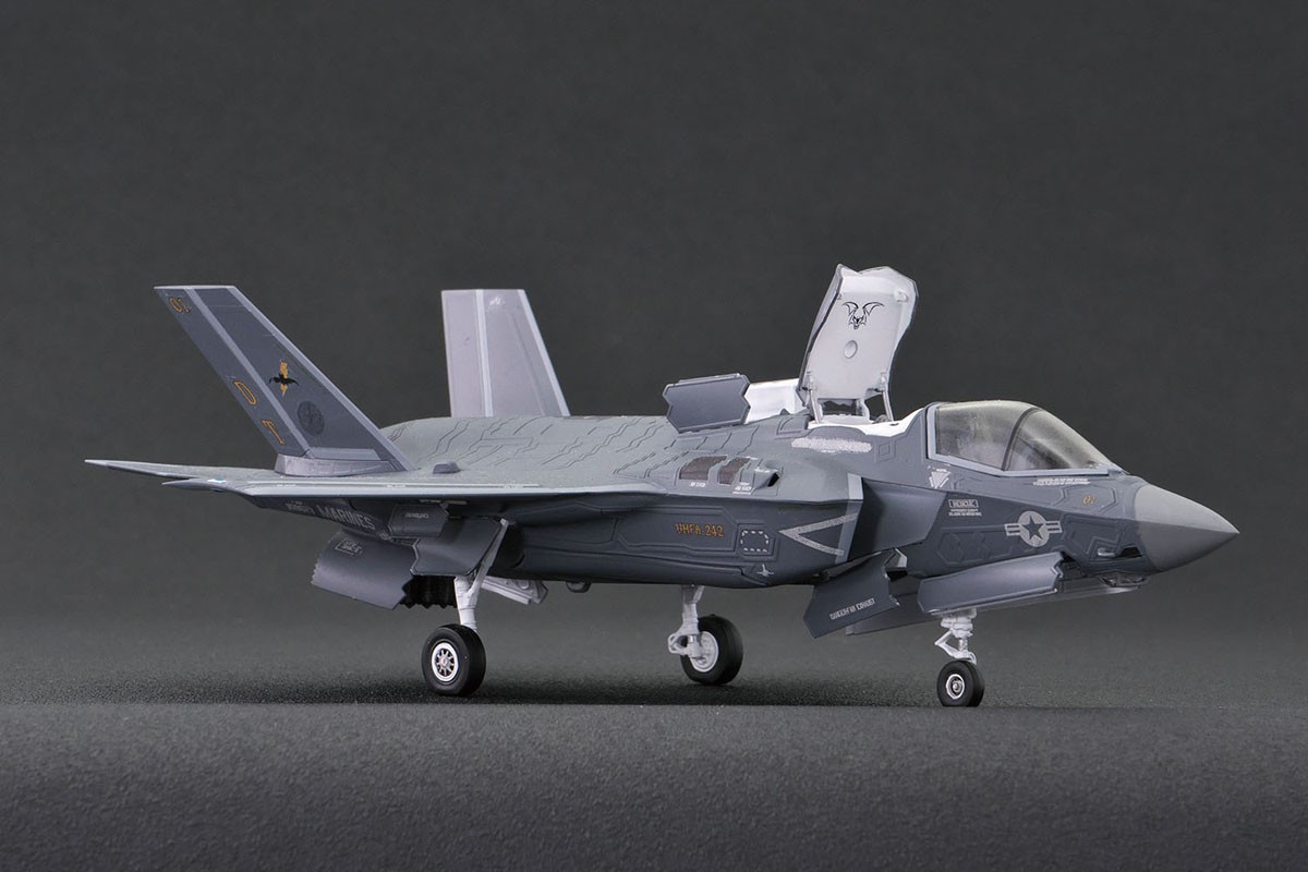 Platz USMC F-35B Lightning II Izumo/Kaga Landing Aircraft (Plastic model) image 6