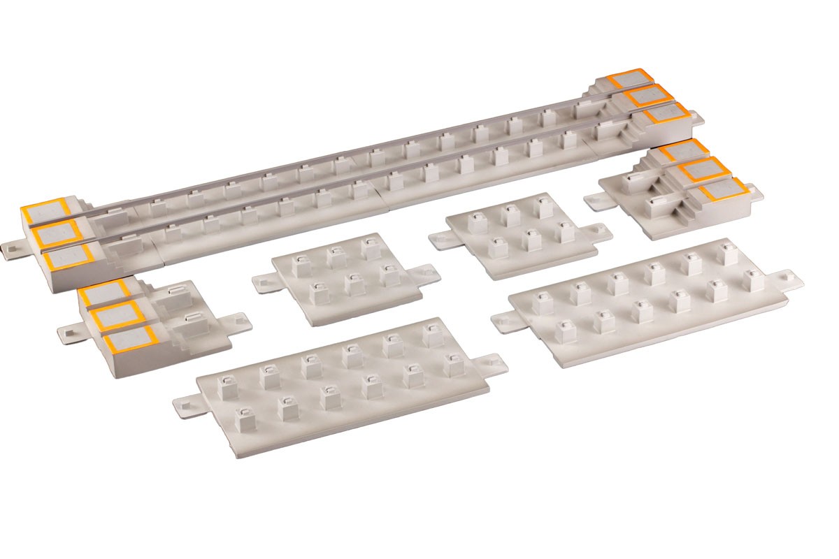 Plum 1/80(HO) Plastic Kit Open Pit Track (w/Warning Color) A [Orange] (Unassembled Kit) (Model Train) image 2