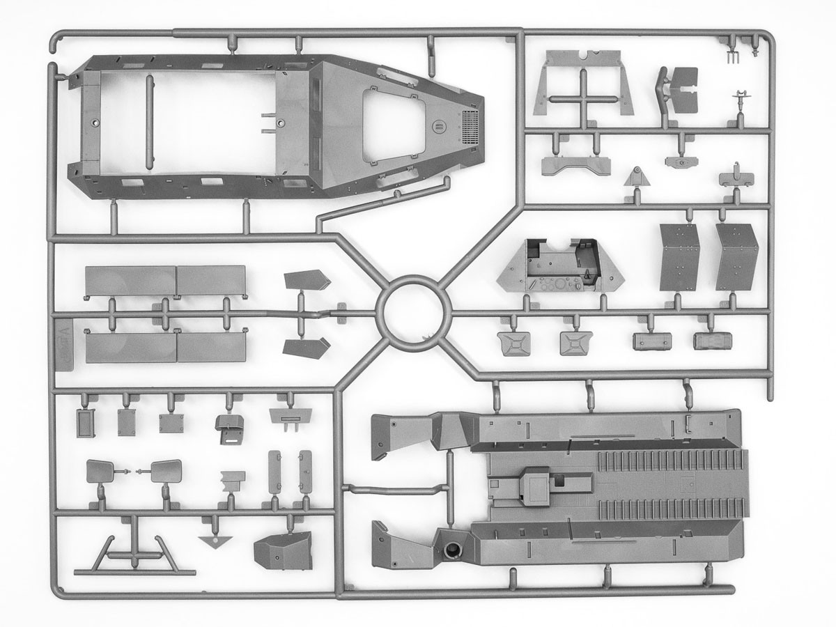 ICM WWII German MLRS `Stuka zu Fuss` Sd.Kfz. 251/1 Ausf.B (Plastic model) Bild 7
