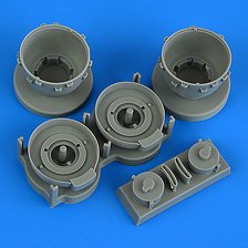 Quickboost B-25H/J Mitchell cowlings and cooling flaps (closed) (for Hasegawa)