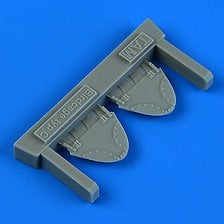 Quickboost F4U-1 bird cage Corsair headtrest type C (for Tamiya) (Plastic model) image 1