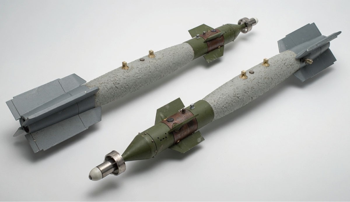 Modelink NAVY GBU-12 Paveway II (Set of 2) (Plastic model) รูปภาพ 2