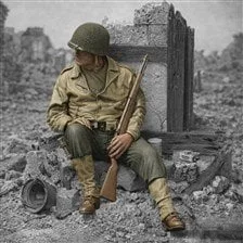 Royal Model U.S. Soldier at Rest-WWII (Plastic model)