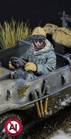 D-Day Miniatures Studio WSS Schwimmwagen Driver, Winter 1943-45 (for Tamiya) (Plastic model)