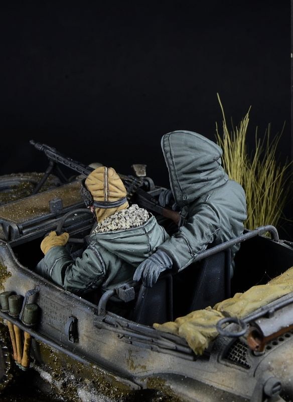 D-Day Miniatures Studio 武装親衛隊 シュビムワーゲン クルー Vol.1 フロントシート 冬季 1943-45 (2体セット) (タミヤ用) (プラモデル) 画像 3