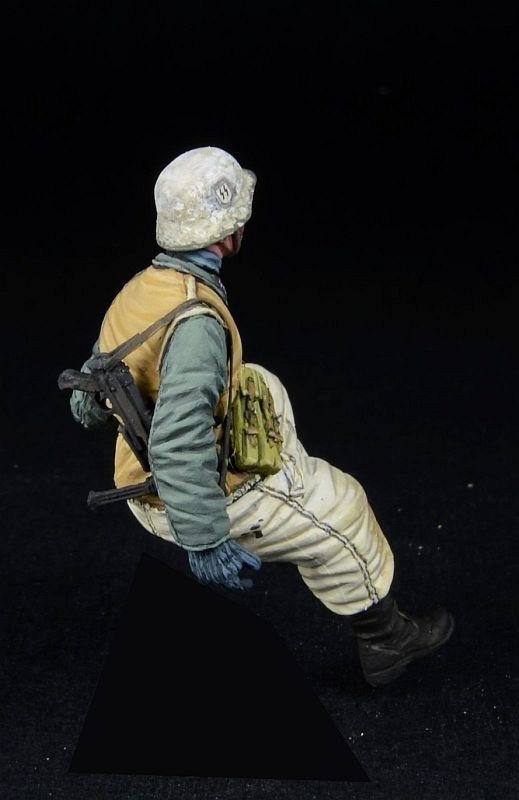 D-Day Miniatures Studio WSS Soldier, Winter 1943-45 (for Tamiya) (Plastic model) image 5