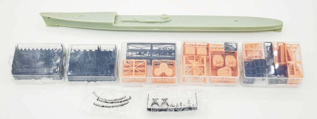 Triumph Models IJN Destroyer Yugumo 1941/1943 (2 in 1) Water Line (Plastic model) imagen 3